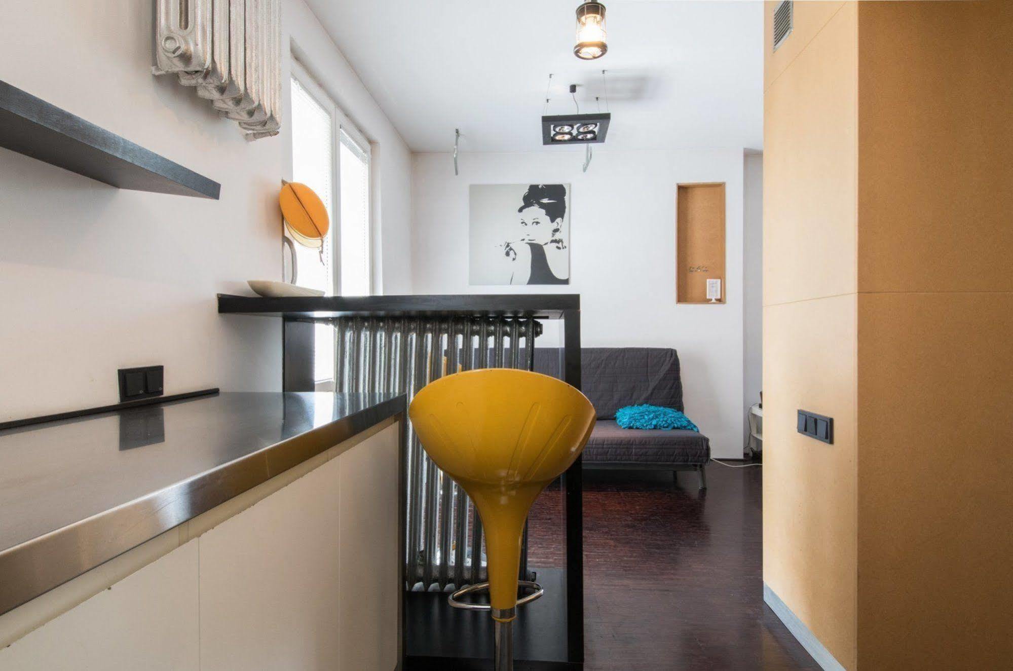 Bizzi Luxdesign Studio - Warschau Buitenkant foto